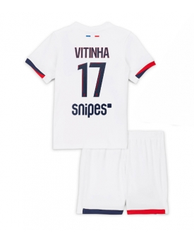 Billige Fotballdrakt Paris Saint-Germain Vitinha #17 Replika Bortedraktsett Barn 2025-26 Kortermet (med bukser)